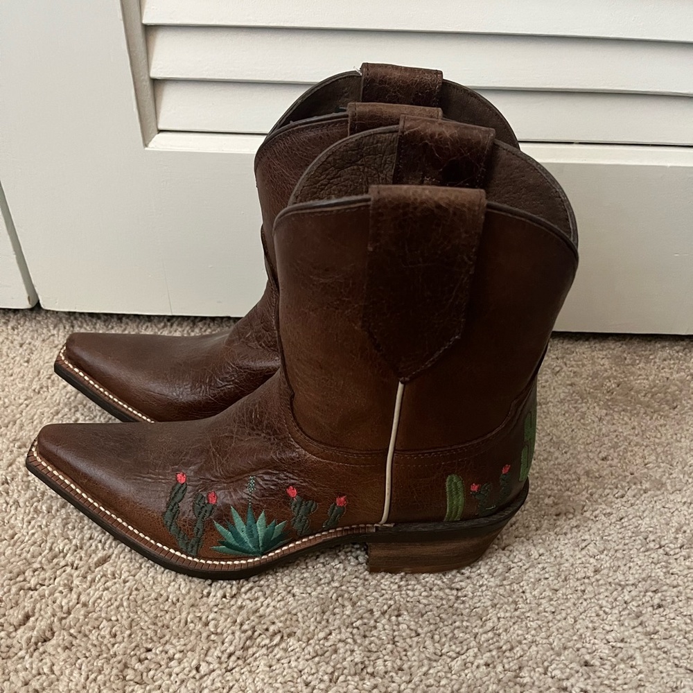 Nocona womens agave boots